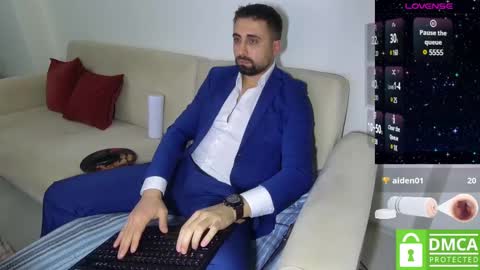 _jeem_ online show from January 15, 2025, 5:47 pm