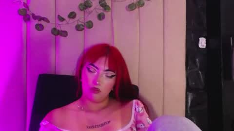 Mia online show from January 8, 2025, 4:00 pm