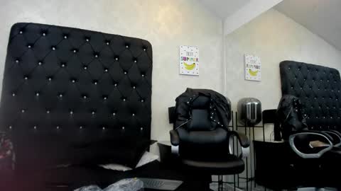 Snapshot of _johnson_alana chatting on April 11, 2026, 11:58 am _johnson_alana online show from April 11, 2026, 11:58 am