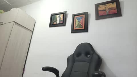 Snapshot of _jordanxxiii chatting on September 16, 2025, 4:35 am jordan online show from September 16, 2025, 4:35 am