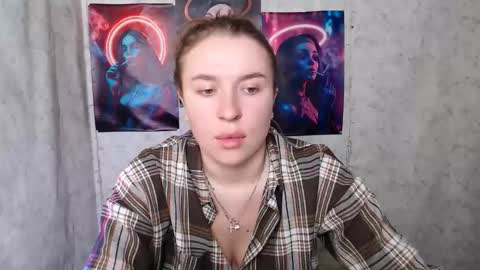 Snapshot of _julianaini_ chatting on September 11, 2025, 4:34 am Jolia online show from September 11, 2025, 4:34 am