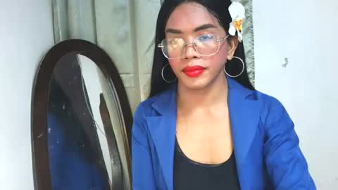 _karie_ online show from October 15, 2025, 6:13 am