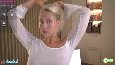 Kate online show from September 10, 2025, 3:12 pm