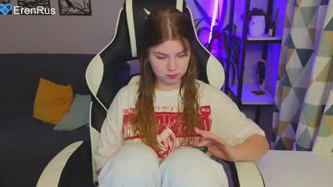 Molly   Emily online show from December 8, 2024, 2:09 pm