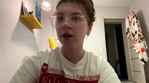 Molly   Emily online show from February 10, 2025, 12:30 am