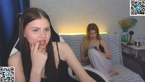 Snapshot of _kirieshka chatting on May 29, 2026, 4:38 pm Molly Emily online show from May 29, 2026, 4:38 pm