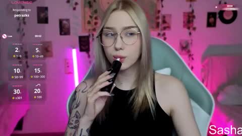 _kitekat_ online show from November 7, 2025, 11:32 am