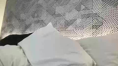 Kiwi online show from January 10, 2025, 3:50 am