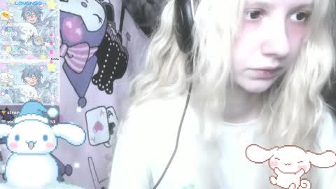  kuro  online show from March 10, 2025, 8:12 pm