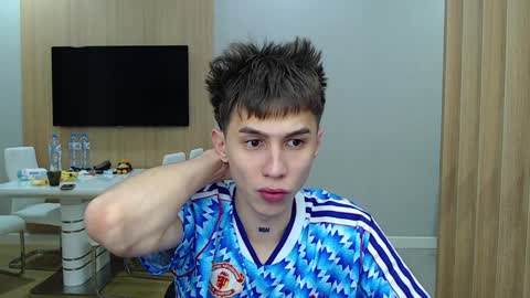 Snapshot of _kurt chatting on December 2, 2024, 5:48 pm Kurt online show from December 2, 2024, 5:48 pm