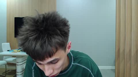 Snapshot of _kurt chatting on December 4, 2024, 8:51 pm Kurt online show from December 4, 2024, 8:51 pm