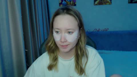 Snapshot of _lalune_ chatting on January 25, 2025, 11:13 am _lalune_ online show from January 25, 2025, 11:13 am