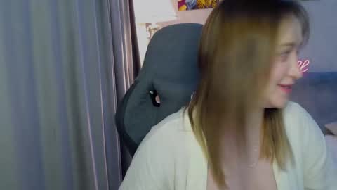 Snapshot of _lalune_ chatting on February 25, 2025, 7:25 pm _lalune_ online show from February 25, 2025, 7:25 pm