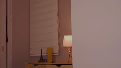 Alejandra suescun online show from December 15, 2024, 3:56 am