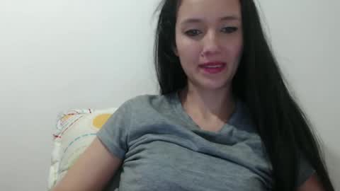 Snapshot of _laureneyes chatting on December 11, 2024, 5:53 am Lauren 3 online show from December 11, 2024, 5:53 am