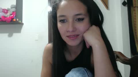 Snapshot of _laureneyes chatting on November 29, 2025, 7:00 am Lauren 3 online show from November 29, 2025, 7:00 am