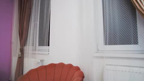 Lena Paul online show from March 5, 2025, 4:13 am