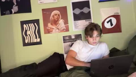 Snapshot of _leobaby69 chatting on September 25, 2025, 12:58 am _leobaby69 online show from September 25, 2025, 12:58 am