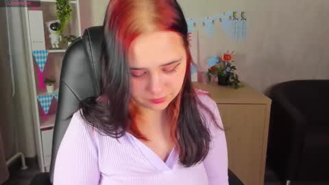 Im Alis 3 online show from October 14, 2025, 1:17 am