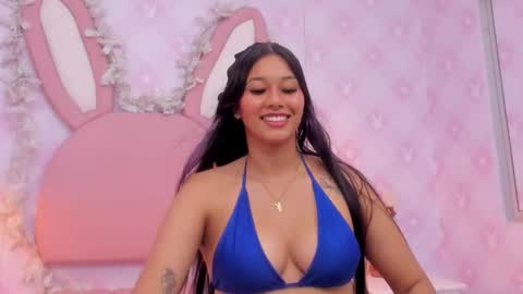  Lia Swan  online show from December 22, 2025, 4:09 am