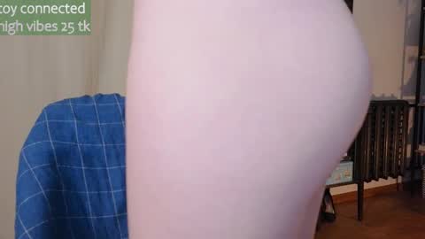 Snapshot of _lightmyfire chatting on February 13, 2025, 5:01 pm Salome   Lovense always on from 5 tk   My content and your custom requests  online show from February 13, 2025, 5:01 pm