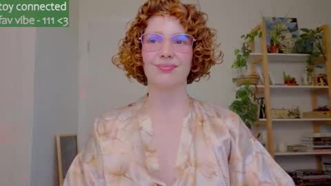 Snapshot of _lightmyfire chatting on October 5, 2025, 6:12 am Salome   Lovense always on from 5 tk   My content and your custom requests  online show from October 5, 2025, 6:12 am