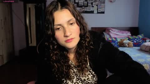 Lindasy online show from April 5, 2026, 9:34 pm