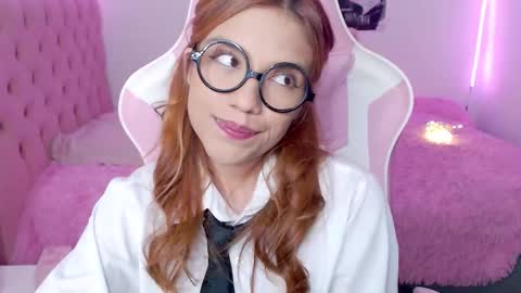 Snapshot of _lloou_ chatting on October 10, 2025, 8:41 pm Sofia 3 online show from October 10, 2025, 8:41 pm