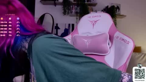 Lolly online show from September 13, 2025, 1:11 pm