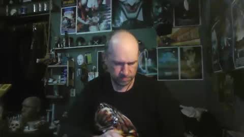 That guy online show from October 31, 2025, 6:42 pm