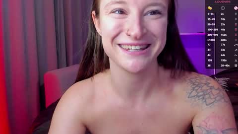 _lorra online show from September 28, 2025, 7:19 pm