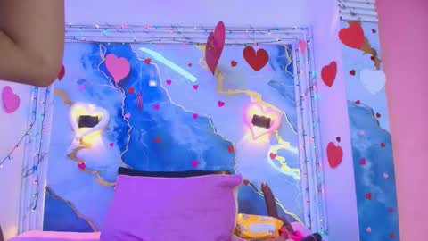 Lorrayne online show from February 12, 2026, 12:11 pm