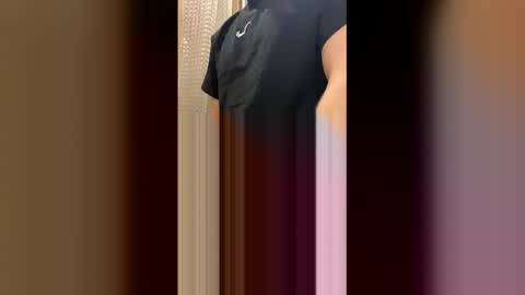 _love_pussy_69_ online show from May 14, 2026, 10:33 am