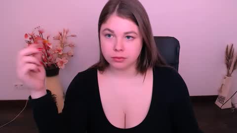 Snapshot of _lovely_mary chatting on October 12, 2025, 7:18 am Mary online show from October 12, 2025, 7:18 am