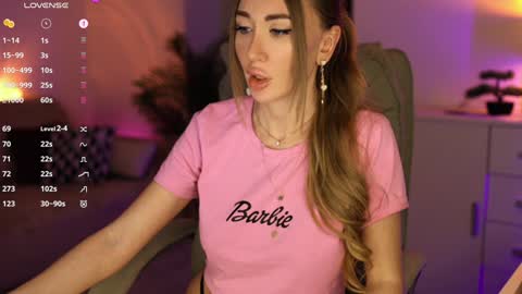 Melanie online show from December 22, 2024, 12:05 pm