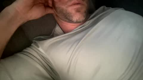 _lululeo_ online show from April 22, 2026, 2:36 am