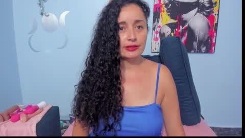  luna  sweet  online show from October 4, 2025, 10:52 pm