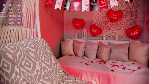 Snapshot of _luna_dupont_ chatting on February 14, 2025, 2:02 pm Luna online show from February 14, 2025, 2:02 pm