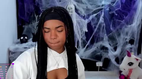 MARCELA online show from October 17, 2025, 12:36 am