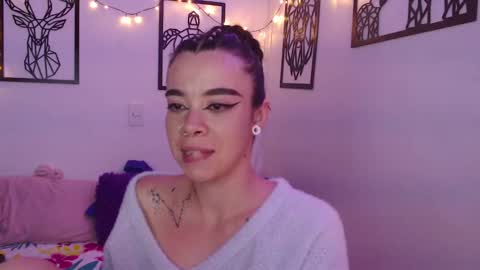 Marce  online show from February 8, 2025, 1:00 am