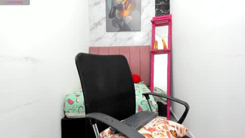 Mikoto  Alexia online show from January 27, 2025, 4:22 pm