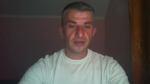 Snapshot of _marrrio chatting on April 9, 2026, 7:52 pm _marrrio online show from April 9, 2026, 7:52 pm