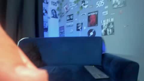 _maximo_1 online show from May 13, 2026, 1:30 pm