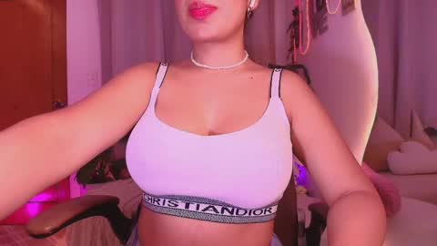 Marce  online show from April 5, 2026, 12:35 pm