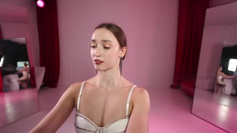 Snapshot of _meganmeow_ chatting on June 5, 2026, 8:36 pm Saturday - start 2030-2130 GMT online show from June 5, 2026, 8:36 pm