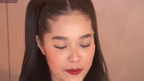     online show from December 6, 2024, 5:11 pm