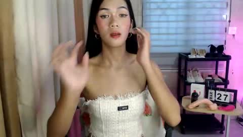 Melly online show from March 27, 2026, 8:09 am