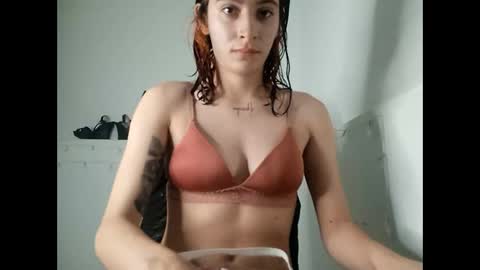 Snapshot of _mia_foster1 chatting on January 25, 2025, 11:32 pm Mia-foster online show from January 25, 2025, 11:32 pm