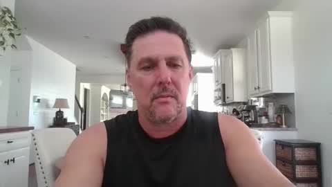 Snapshot of _mike_likes chatting on May 2, 2026, 6:02 pm Mike online show from May 2, 2026, 6:02 pm