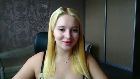 Snapshot of _mila_la_ chatting on March 5, 2026, 1:07 pm Melanie online show from March 5, 2026, 1:07 pm